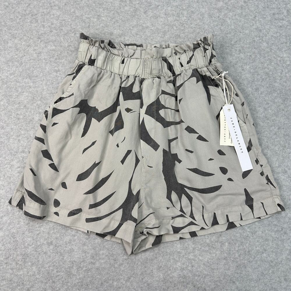 Jane & Delancey Tropical Beach High Waist Shorts WMN XS Beige w/Black Leaf Print